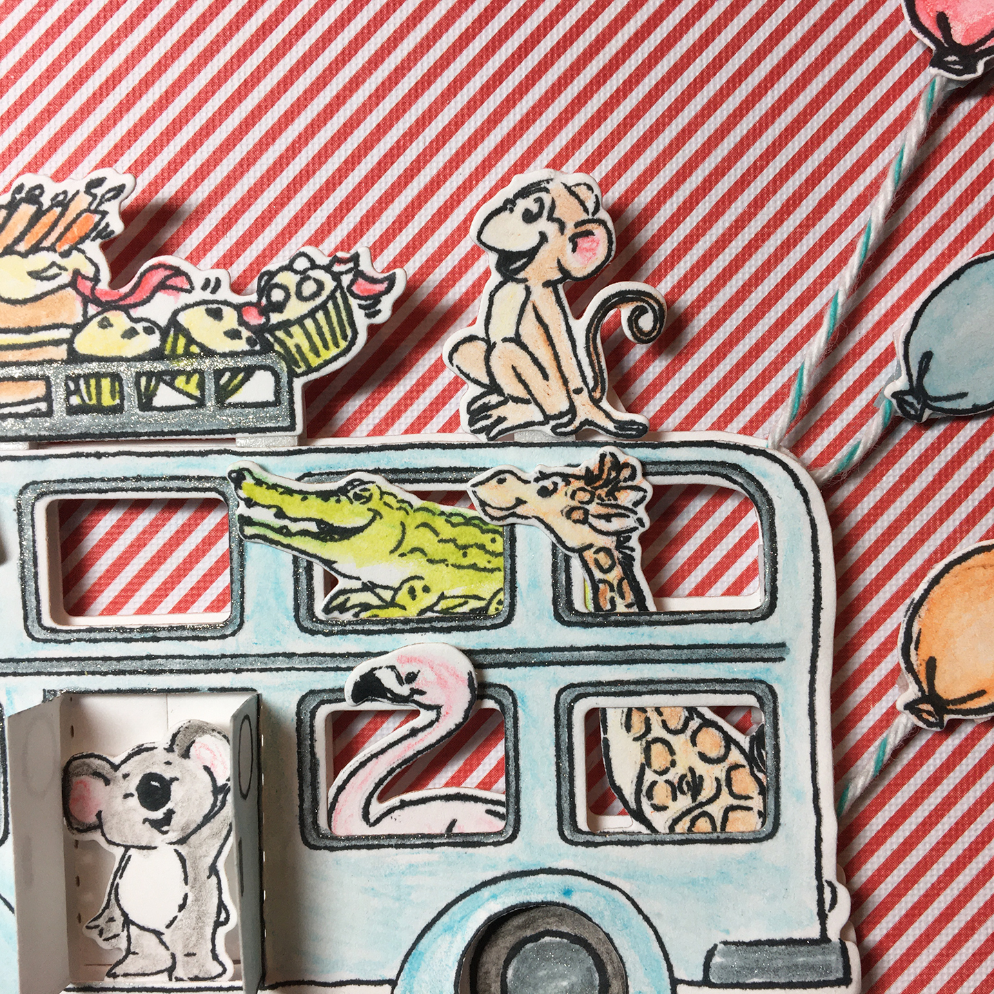 Zoo Bus -Front-CU-right